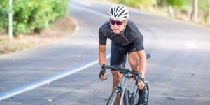 olahraga untuk menurunkan kolesterol : bersepeda